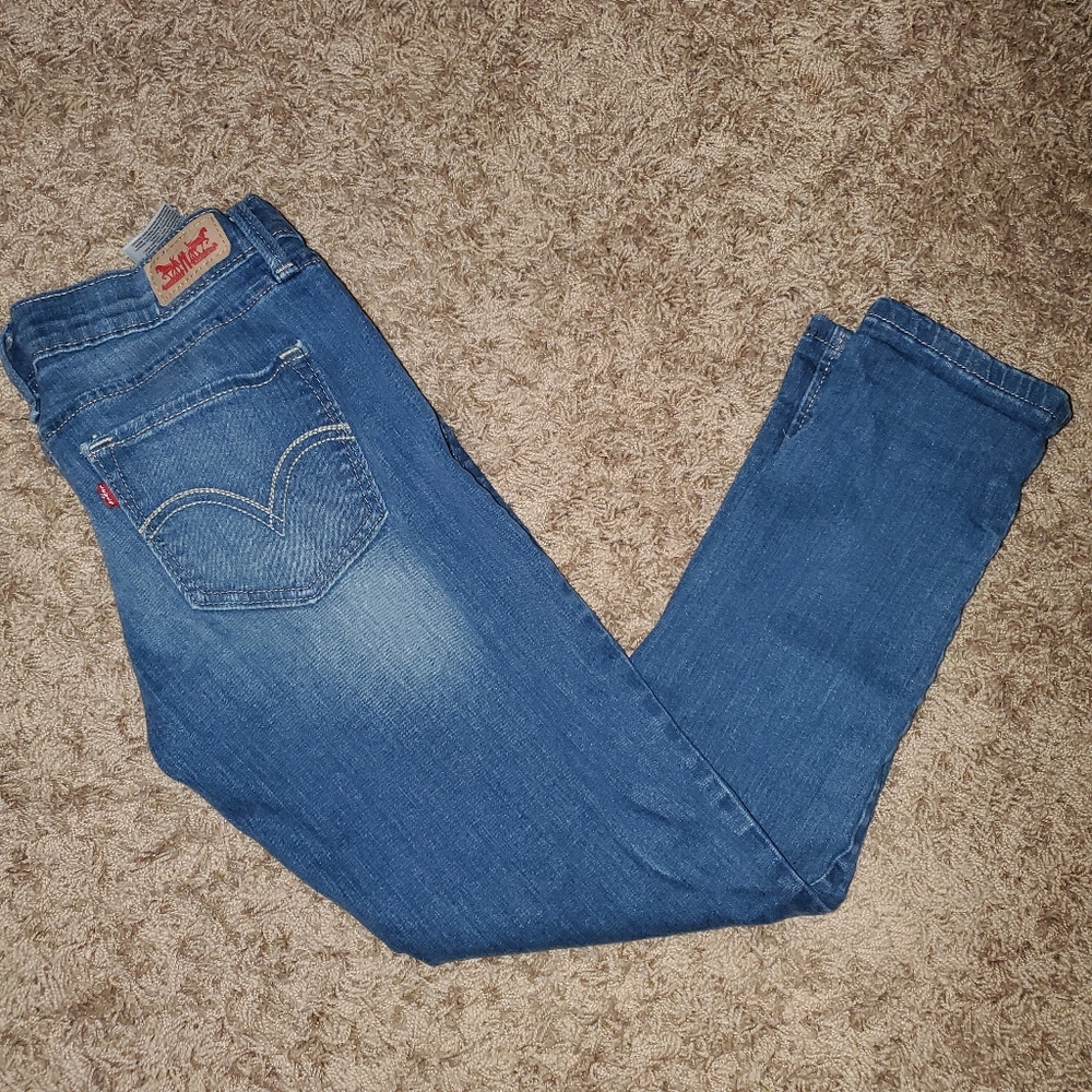 Levi's crop jeans